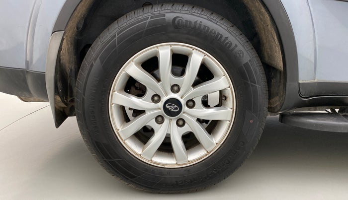 2016 Mahindra XUV500 W10, Diesel, Manual, 60,919 km, Right Rear Wheel