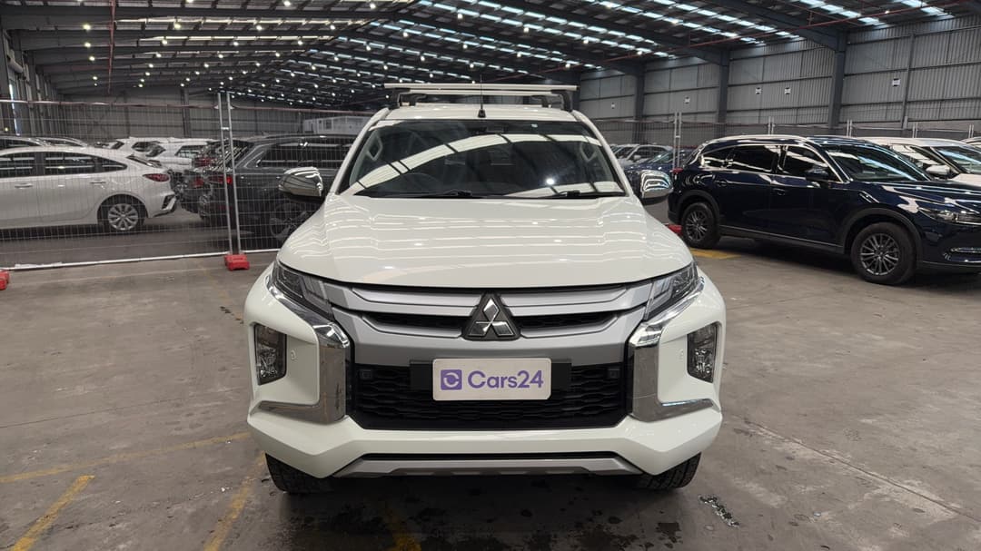 2021 Mitsubishi Triton Gls (4x4), Automatic, 64547 km, Front View