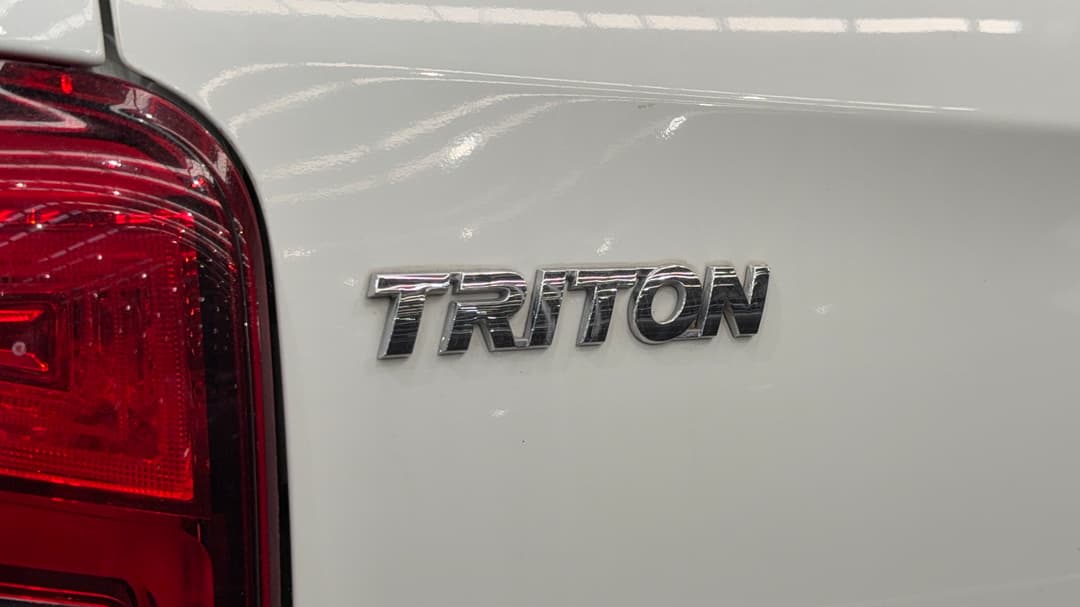 2021 Mitsubishi Triton Gls (4x4), Automatic, 64547 km, Badge (Boot Left Side)