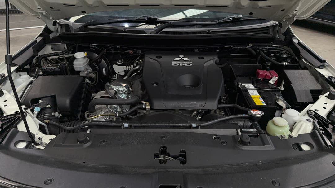 2021 Mitsubishi Triton Gls (4x4), Automatic, 64547 km, Open Bonnet (Engine)