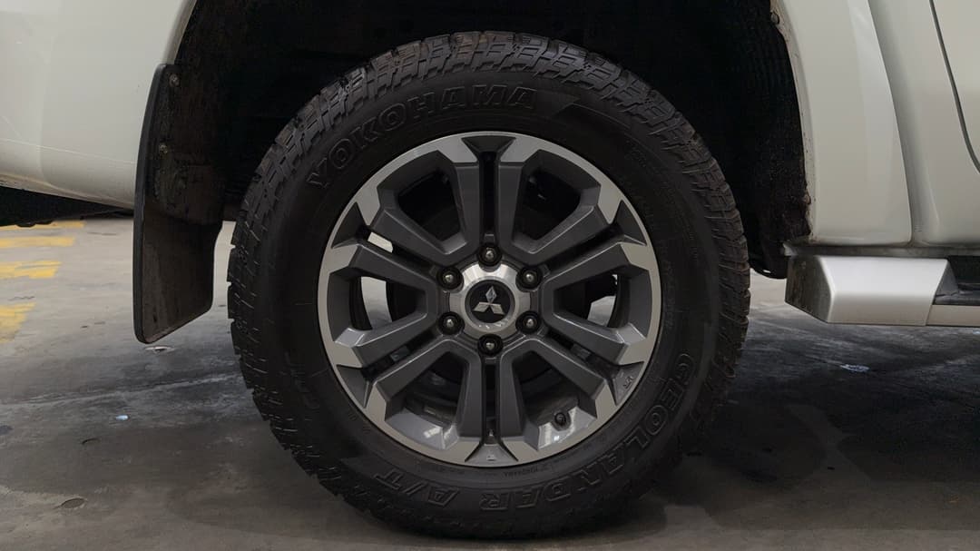 2021 Mitsubishi Triton Gls (4x4), Automatic, 64547 km, Right Rear Wheel