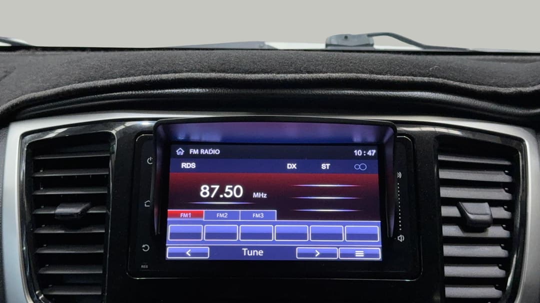 2021 Mitsubishi Triton Gls (4x4), Automatic, 64547 km, Infotainment System
