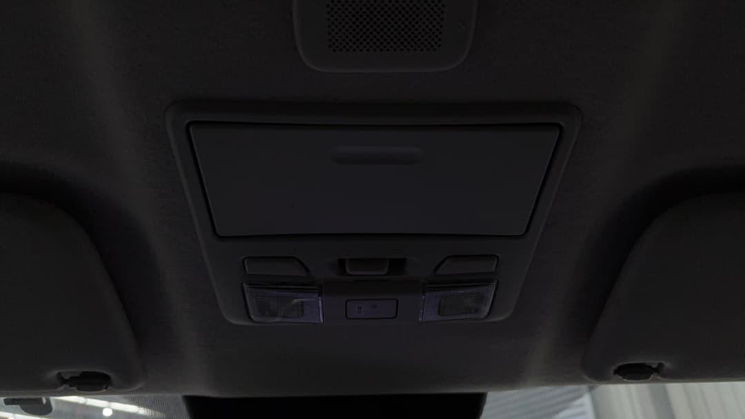 2021 Mitsubishi Triton Gls (4x4), Automatic, 64547 km, On-Roof Controls/Sunglass holder