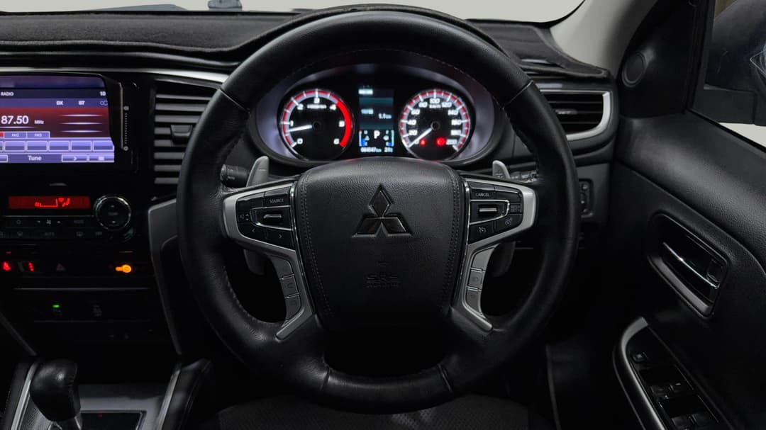 2021 Mitsubishi Triton Gls (4x4), Automatic, 64547 km, Steering Wheel Close-up