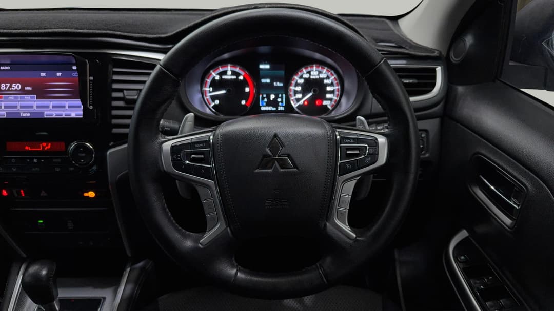 2021 Mitsubishi Triton Gls (4x4), Automatic, 64547 km, Steering Wheel Close-up