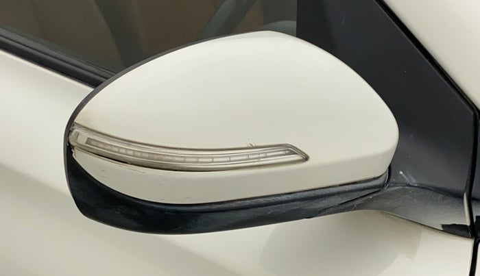 2015 Hyundai Elite i20 ASTA 1.2, Petrol, Manual, 80,069 km, Right rear-view mirror - Cover has minor damage