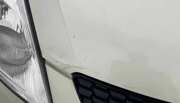2012 Maruti Swift LXI D, Petrol, Manual, 85,032 km, Bonnet (hood) - Paint has minor damage