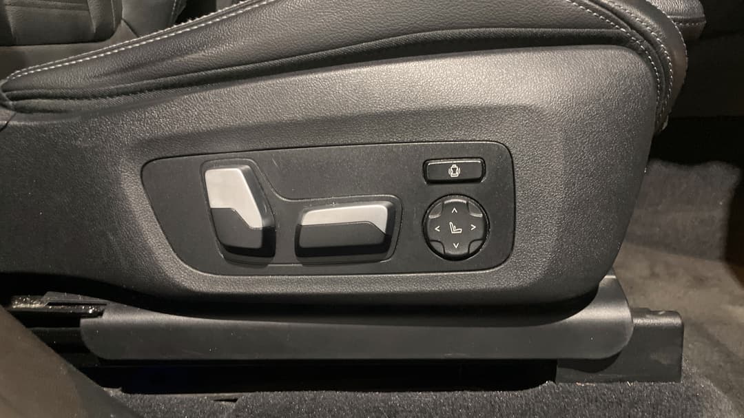 2022 BMW X3 xDrive30i M Sport, Automatic, 61402 km, Drivers Side Adjustment Panel