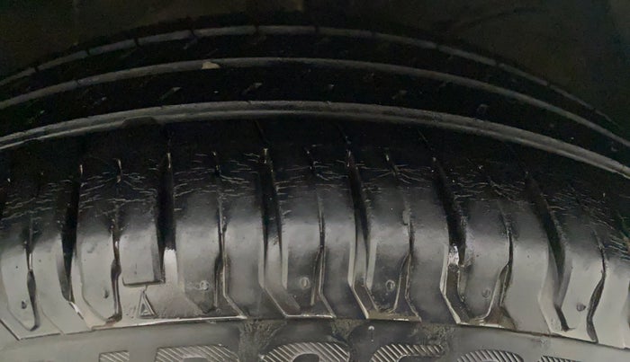 2019 Maruti Ertiga ZXI AT SHVS, Petrol, Automatic, 14,699 km, Right Front Tyre Tread