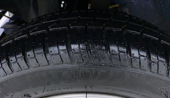 2014 Tata Nano XT TWIST, Petrol, Manual, 8,511 km, Left Front Tyre Tread