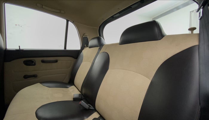 2014 Hyundai Santro Xing GLS, Petrol, Manual, 38,018 km, Right Side Rear Door Cabin