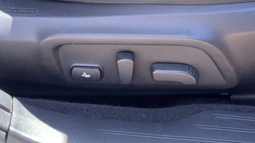 2016 Subaru Liberty 2.5i Premium, Automatic, 109138 km, Drivers Side Adjustment Panel