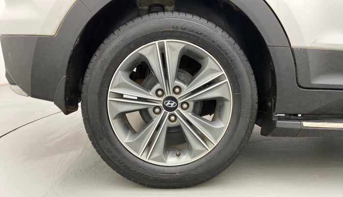 2017 Hyundai Creta SX (O) 1.6 DIESEL, Diesel, Manual, 77,685 km, Right Rear Wheel