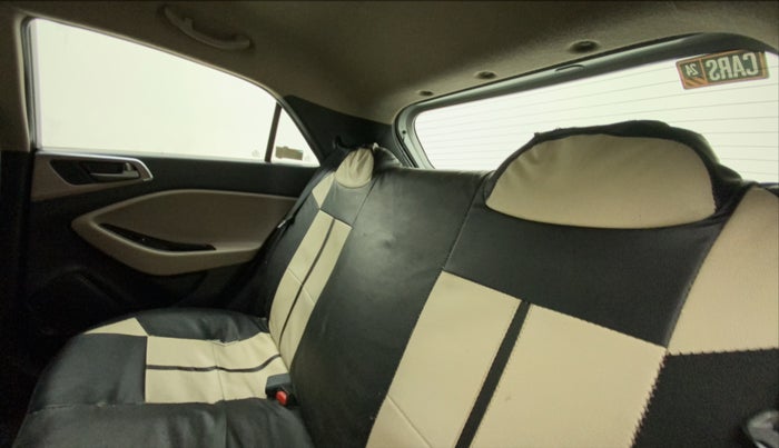 2017 Hyundai Elite i20 SPORTZ 1.2, Petrol, Manual, 43,456 km, Right Side Rear Door Cabin