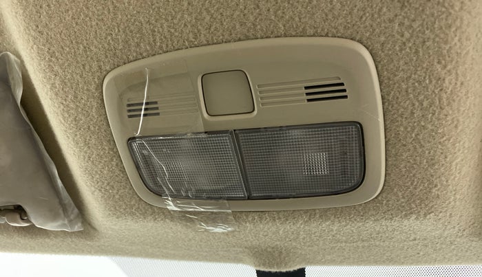 2016 Maruti Ciaz VXI, Petrol, Manual, 69,827 km, Ceiling - Roof Lights not fixed proper