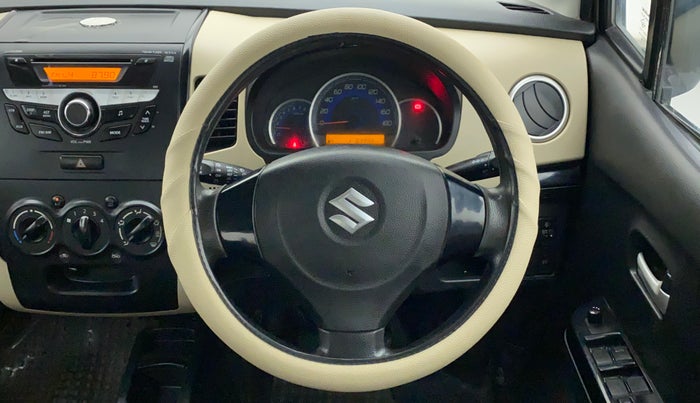 2017 Maruti Wagon R 1.0 VXI, Petrol, Manual, 83,972 km, Steering Wheel Close Up