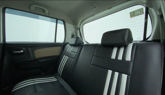 2017 Maruti Wagon R 1.0 VXI, Petrol, Manual, 83,972 km, Right Side Rear Door Cabin
