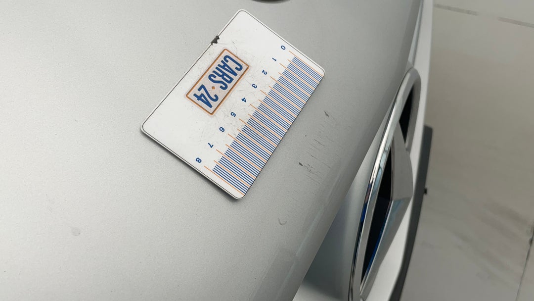 Bumper Front Scratch