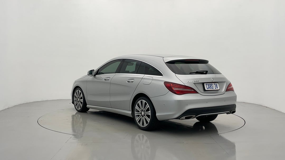 Left Back Diagonal (45- Degree) View