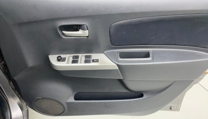 2011 Maruti Wagon R 1.0 VXI, Petrol, Manual, 59,832 km, Driver Side Door Panels Control