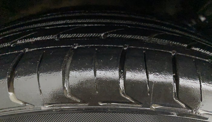 2017 Maruti Celerio ZXI (O), CNG, Manual, 69,819 km, Right Rear Tyre Tread