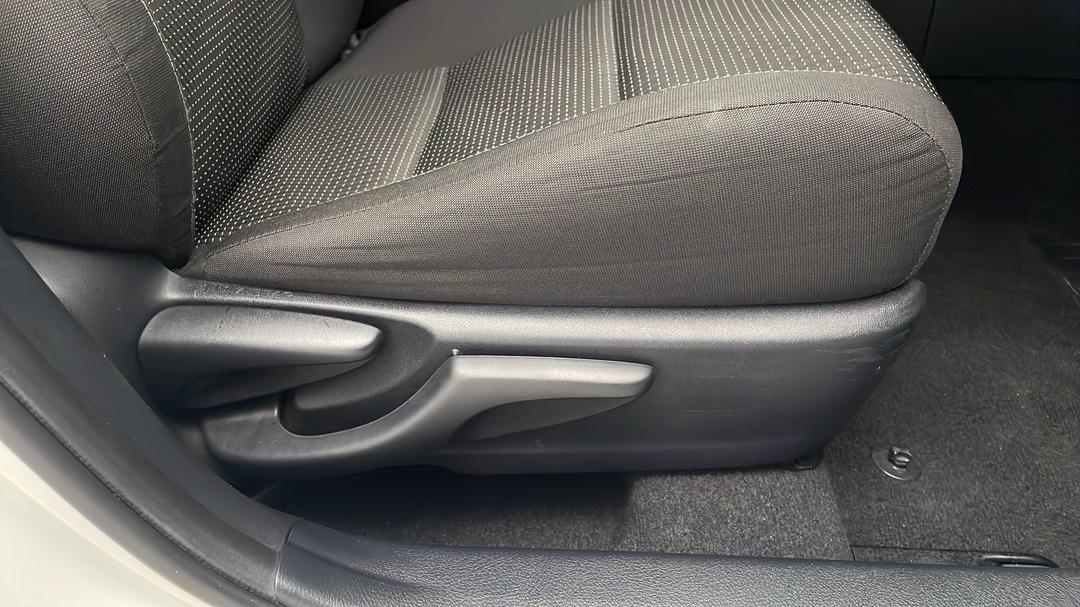 2016 Toyota Corolla Ascent, Automatic, 44429 km, Drivers Side Adjustment Panel