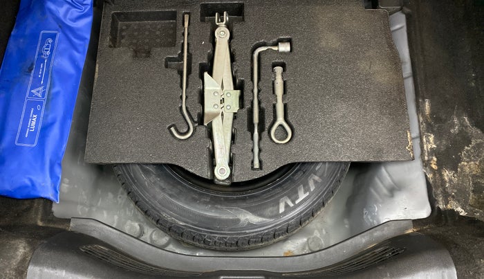2018 Honda Jazz 1.2 V MT, Petrol, Manual, 51,643 km, Spare Tyre