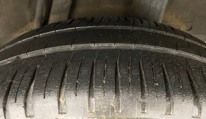 2018 Honda Jazz 1.2 V MT, Petrol, Manual, 51,643 km, Left Rear Tyre Tread