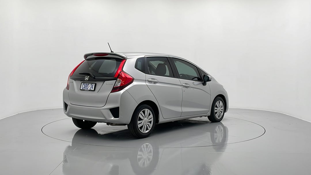 Right Back Diagonal (45- Degree) View