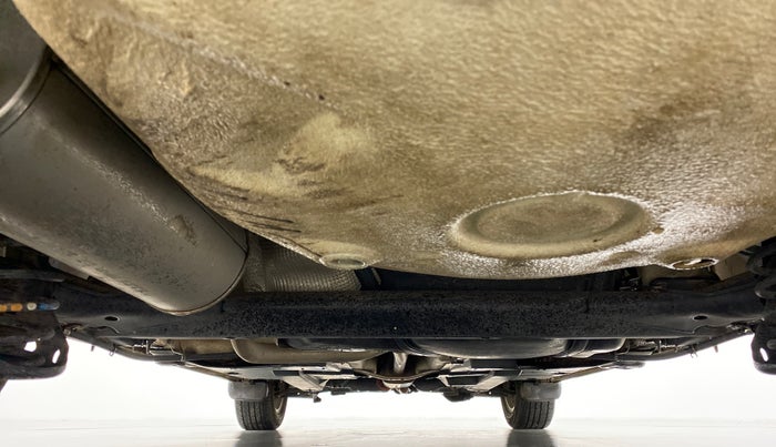 2014 Volkswagen Vento HIGHLINE PETROL, Petrol, Manual, 49,637 km, Rear Underbody