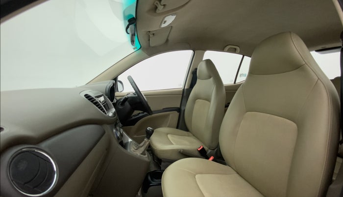2012 Hyundai i10 MAGNA 1.2, Petrol, Manual, 52,347 km, Right Side Front Door Cabin