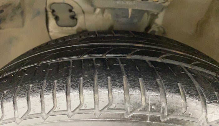 2018 Hyundai Elite i20 ASTA 1.2 (O), Petrol, Manual, 26,694 km, Left Front Tyre Tread