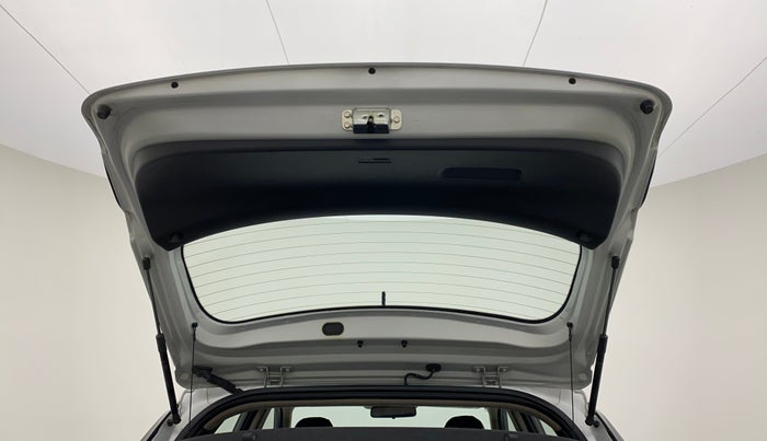 2018 Hyundai Elite i20 ASTA 1.2 (O), Petrol, Manual, 26,694 km, Boot Door Open