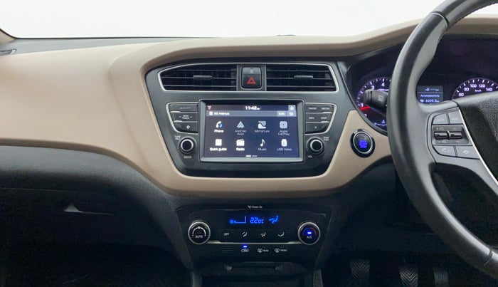 2018 Hyundai Elite i20 ASTA 1.2 (O), Petrol, Manual, 26,694 km, Centre Console