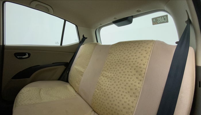 2012 Hyundai i10 MAGNA 1.2, Petrol, Manual, 68,932 km, Right Side Rear Door Cabin