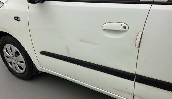 2012 Hyundai i10 MAGNA 1.2, Petrol, Manual, 68,932 km, Front passenger door - Slight discoloration