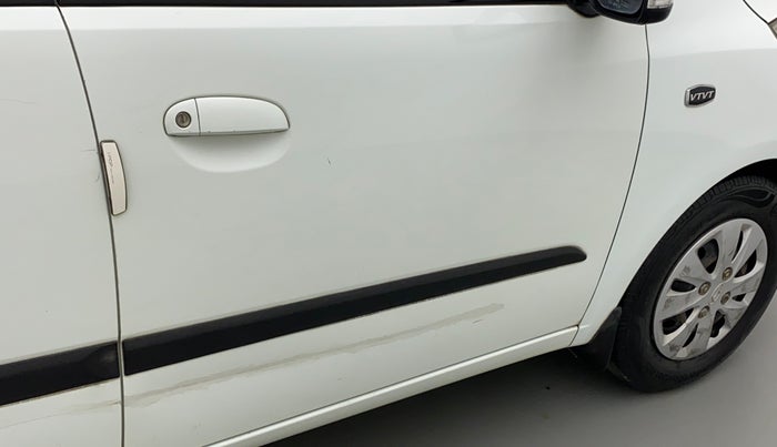 2012 Hyundai i10 MAGNA 1.2, Petrol, Manual, 68,932 km, Driver-side door - Slightly dented