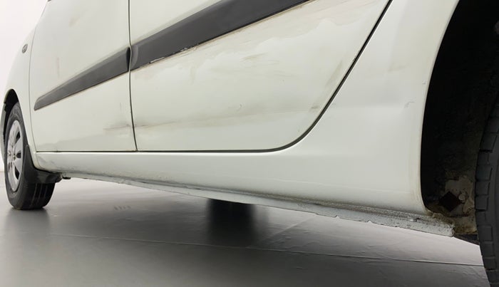 2012 Hyundai i10 MAGNA 1.2, Petrol, Manual, 68,932 km, Left running board - Paint is slightly faded