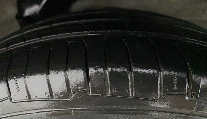 2012 Hyundai i10 MAGNA 1.2, Petrol, Manual, 68,932 km, Left Rear Tyre Tread