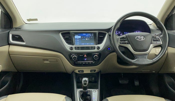 2017 Hyundai Verna 1.6 VTVT SX (O) AT, Petrol, Automatic, 70,680 km, Dashboard