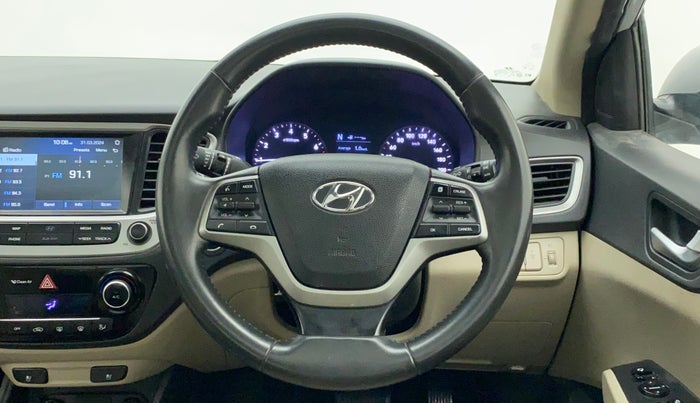 2017 Hyundai Verna 1.6 VTVT SX (O) AT, Petrol, Automatic, 70,680 km, Steering Wheel Close Up