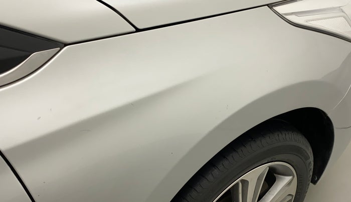 2017 Hyundai Verna 1.6 VTVT SX (O) AT, Petrol, Automatic, 70,680 km, Right fender - Minor scratches