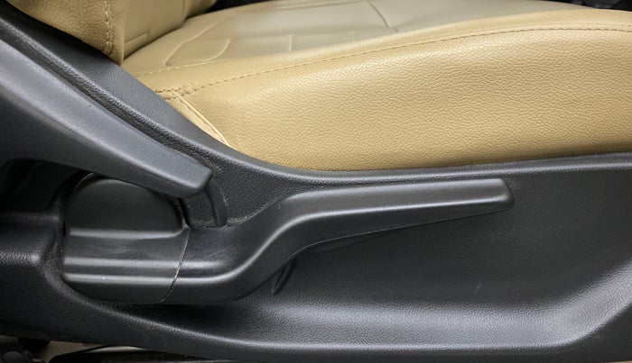 2019 Honda Amaze VX AT I DTEC, Diesel, Automatic, 25,133 km, Driver Side Adjustment Panel