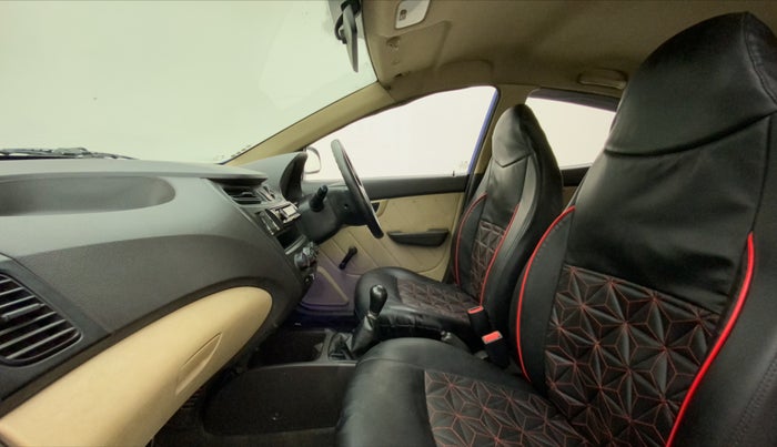 2012 Hyundai Eon D-LITE+, Petrol, Manual, 64,119 km, Right Side Front Door Cabin