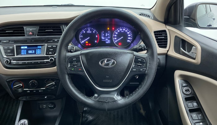 2017 Hyundai Elite i20 SPORTZ 1.4, Diesel, Manual, 73,167 km, Steering Wheel Close Up