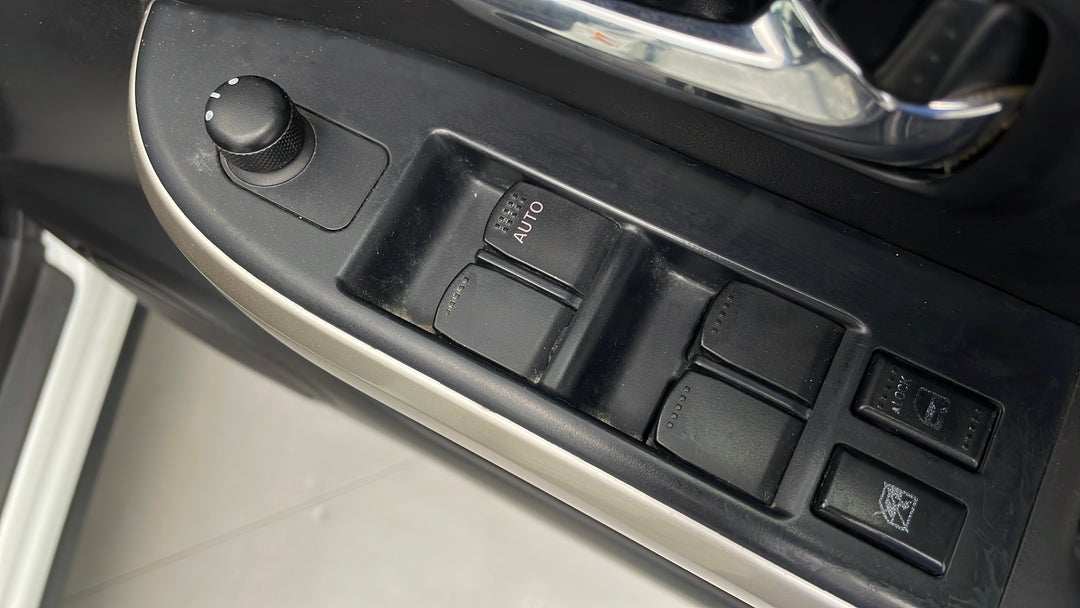 Drivers Side Door Panel Controls