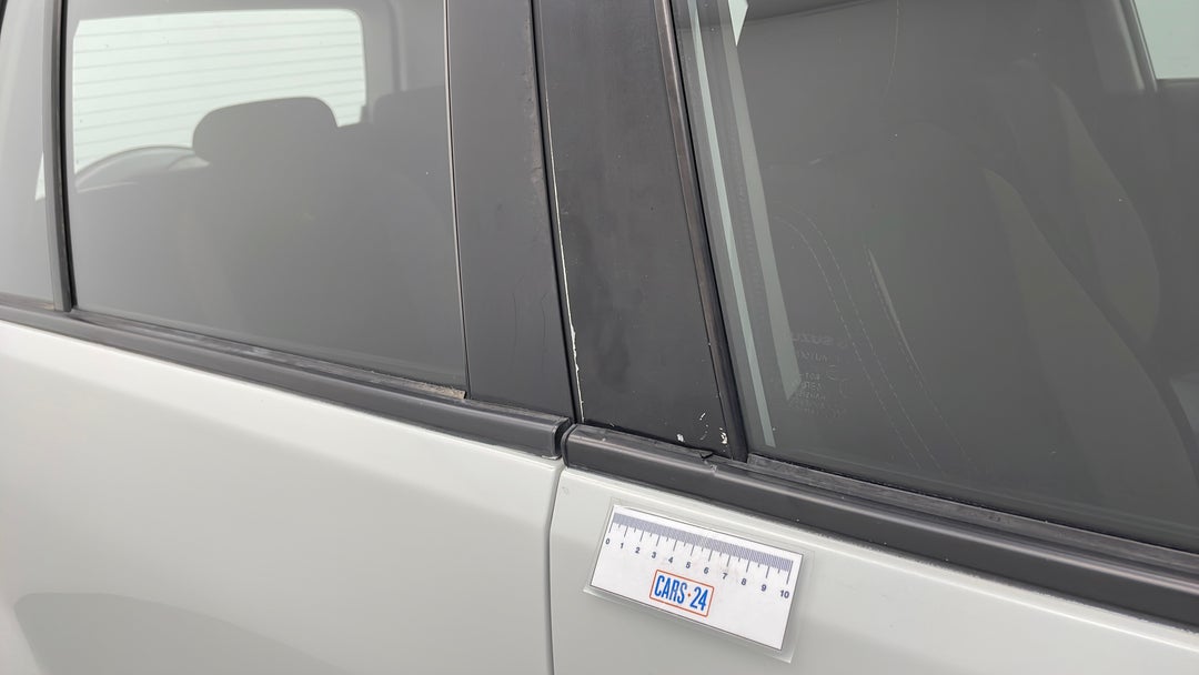 Doors Front RHS Lining broken / damaged