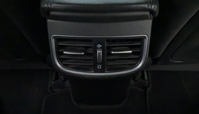 2018 Hyundai New Elantra 1.6 SX AT O, Diesel, Automatic, 45,353 km, Rear AC Vents