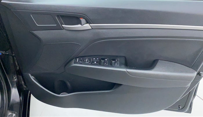2018 Hyundai New Elantra 1.6 SX AT O, Diesel, Automatic, 45,353 km, Driver Side Door Panels Control