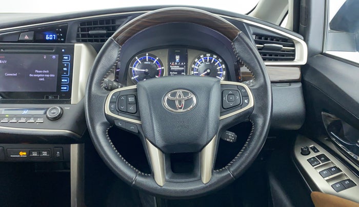 2018 Toyota Innova Crysta 2.8 ZX AT 7 STR, Diesel, Automatic, 40,703 km, Steering Wheel Close Up